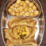 Grapes and Akki Rotti